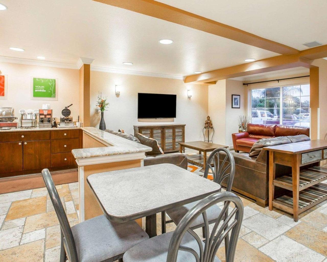 Comfort Inn & Suites Salinas Dış mekan fotoğraf
